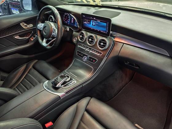 MERCEDES-BENZ C 300 2019