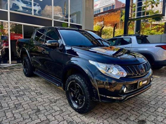 MITSUBISHI L200 TRITON 2017