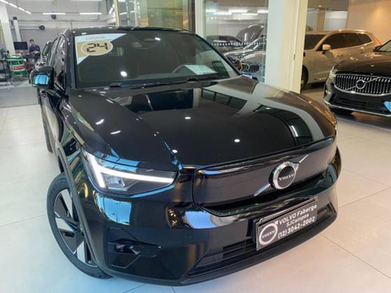 VOLVO C40 2024