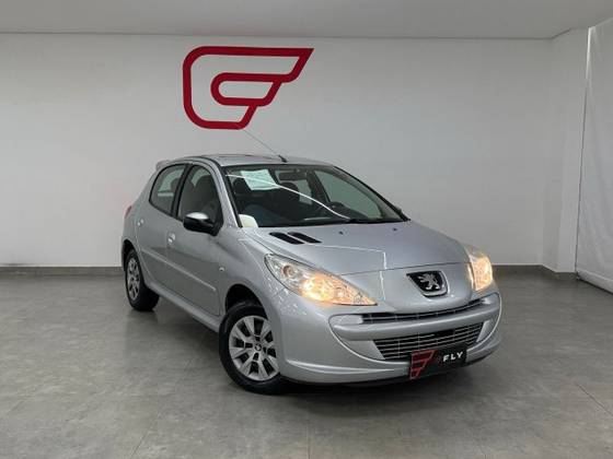 PEUGEOT 207 2012