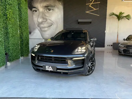 PORSCHE MACAN 2023