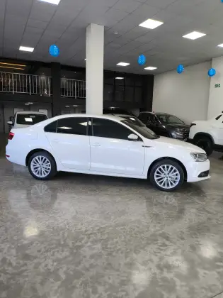 VOLKSWAGEN JETTA 2013