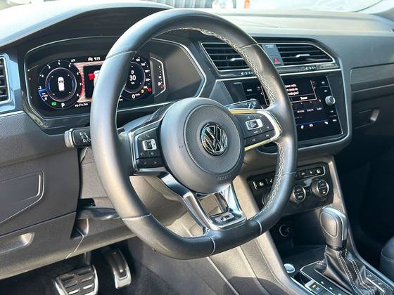 VOLKSWAGEN TIGUAN 2021