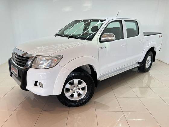 TOYOTA HILUX 2012