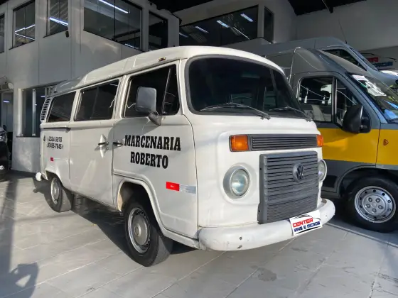 VOLKSWAGEN KOMBI 2010