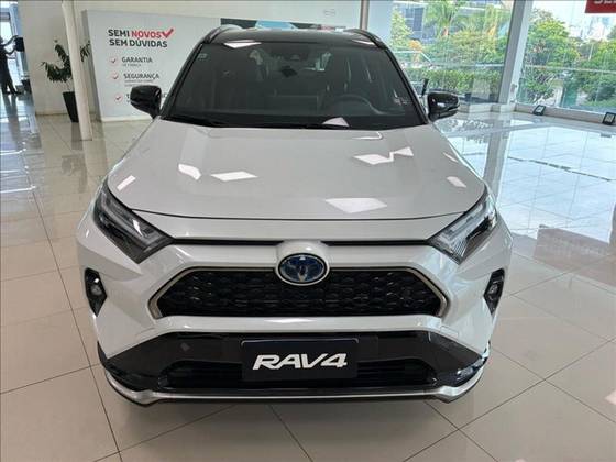 TOYOTA RAV4 2024
