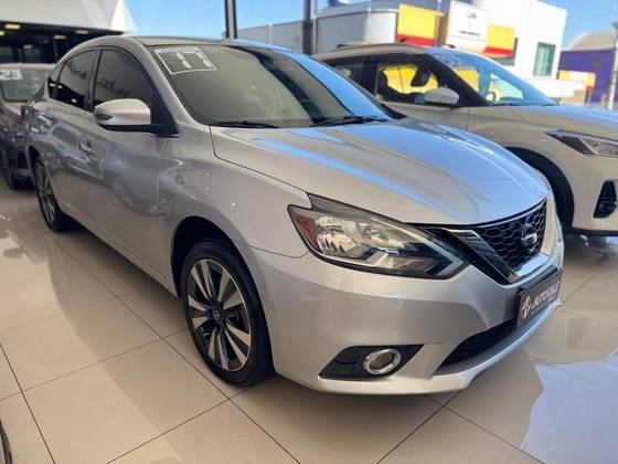 NISSAN SENTRA 2017