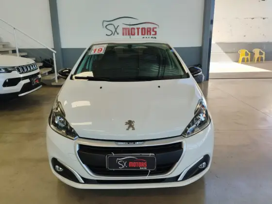 PEUGEOT 208 2019