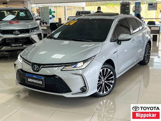 TOYOTA COROLLA 2024