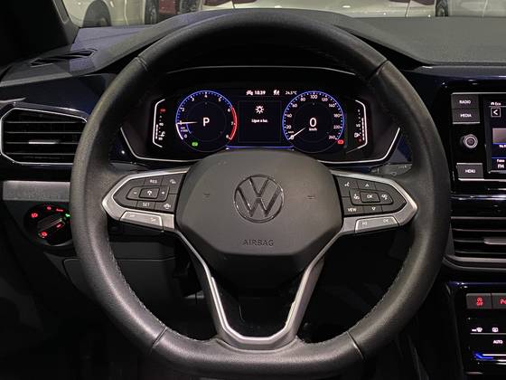 VOLKSWAGEN T-CROSS 2024