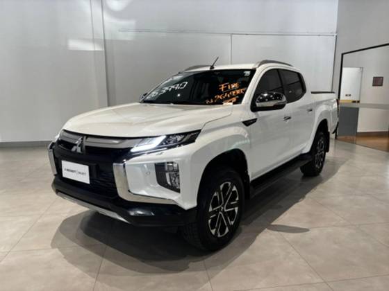 MITSUBISHI L200 TRITON 2025