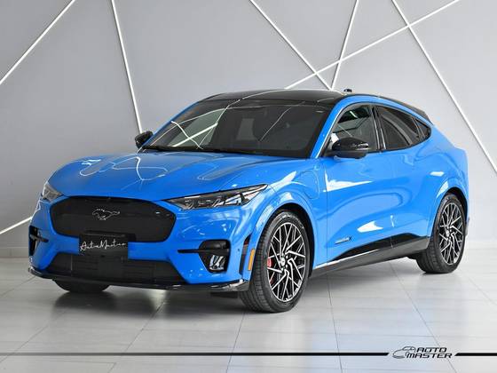 FORD MUSTANG MACH-e 2023