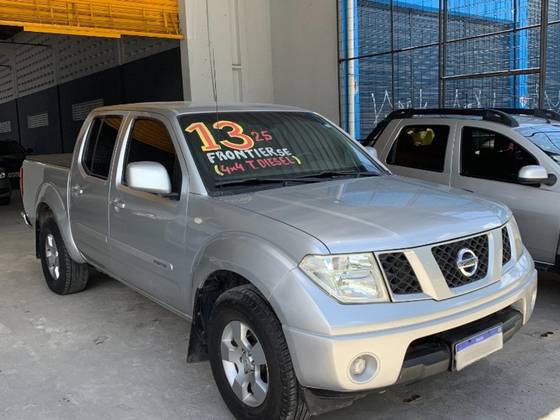 NISSAN FRONTIER 2013