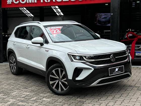 VOLKSWAGEN TAOS 2023