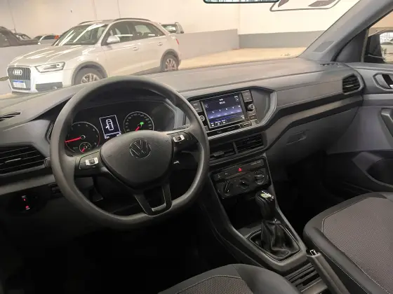 VOLKSWAGEN T-CROSS 2024