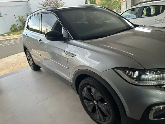 VOLKSWAGEN T-CROSS 2024
