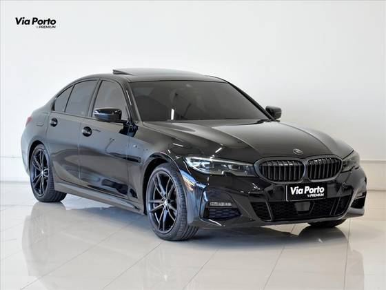 BMW 320i 2021