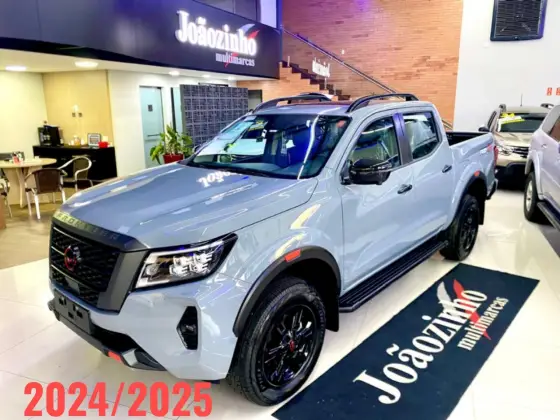 NISSAN FRONTIER 2025