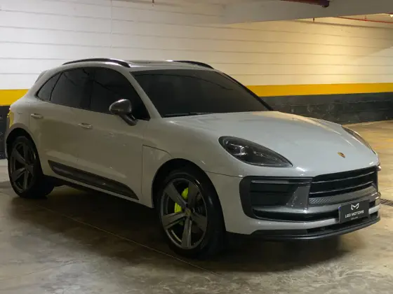 PORSCHE MACAN 2023