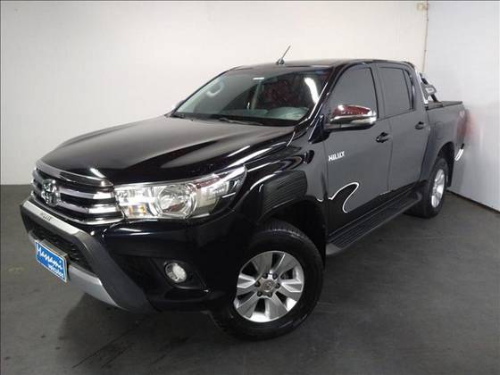 TOYOTA HILUX 2017