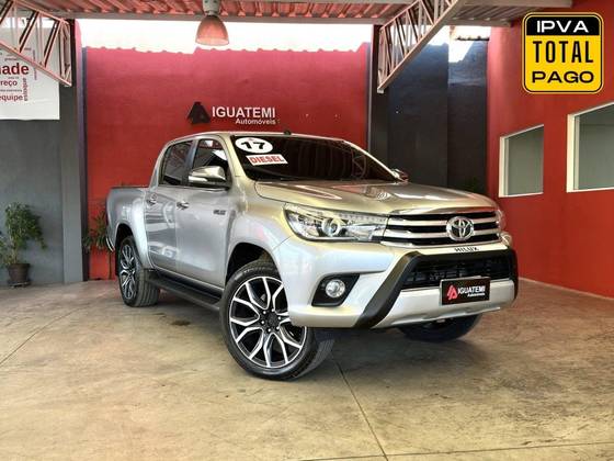 TOYOTA HILUX 2017