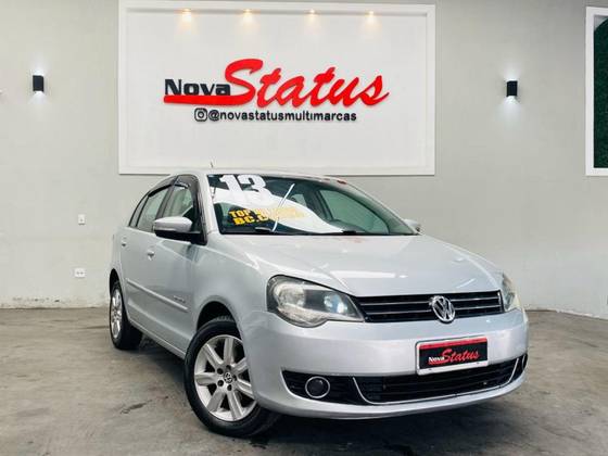VOLKSWAGEN POLO SEDAN 2013