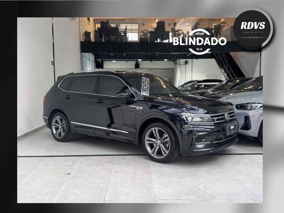 VOLKSWAGEN TIGUAN 2021