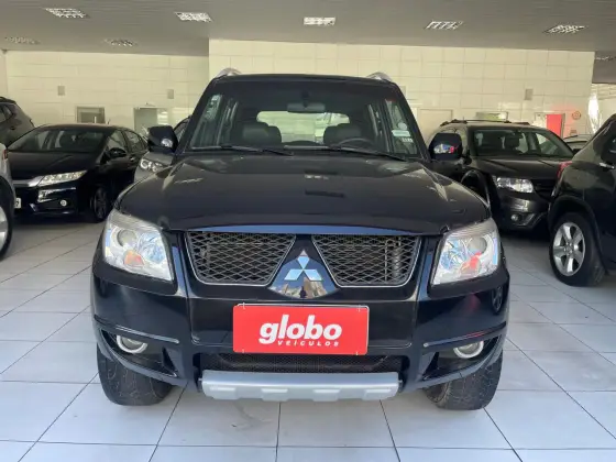 MITSUBISHI PAJERO TR4 2014