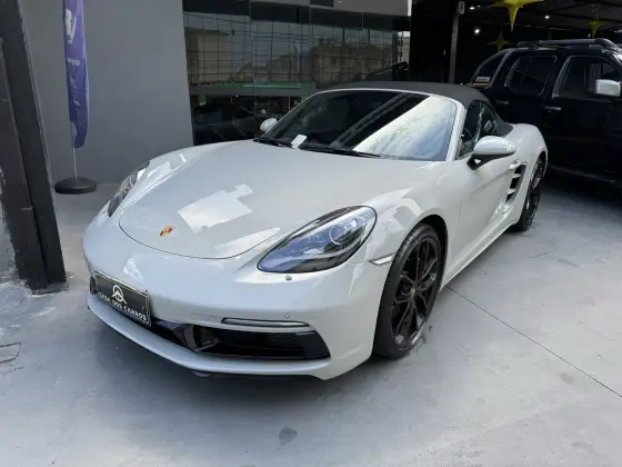 PORSCHE 718 2024