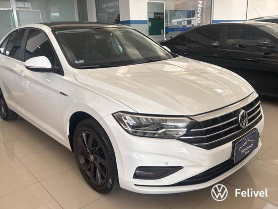 VOLKSWAGEN JETTA 2019