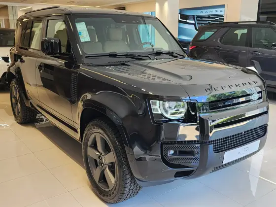 LAND ROVER DEFENDER 2025