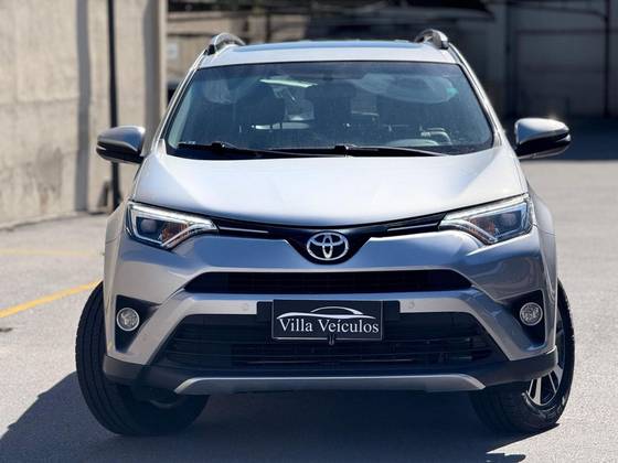 TOYOTA RAV4 2018