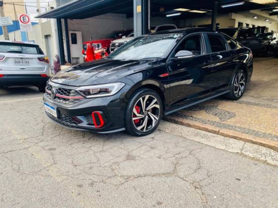 VOLKSWAGEN JETTA 2024