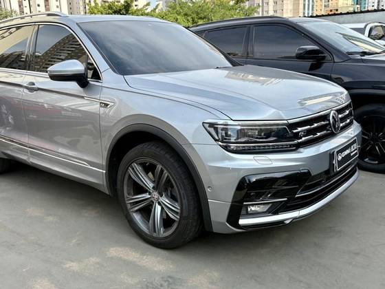 VOLKSWAGEN TIGUAN 2021