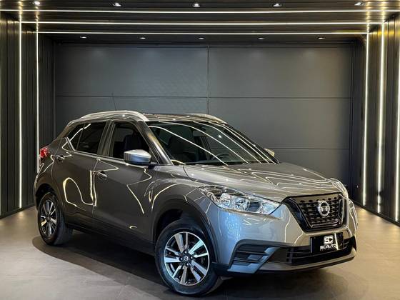 NISSAN KICKS 2020