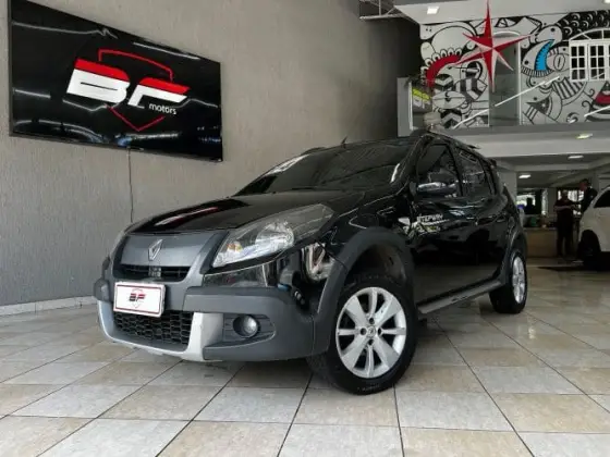 RENAULT SANDERO 2014