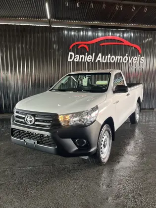 TOYOTA HILUX 2025
