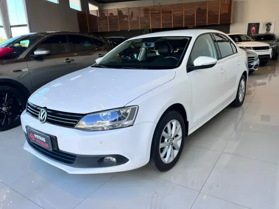 VOLKSWAGEN JETTA 2014