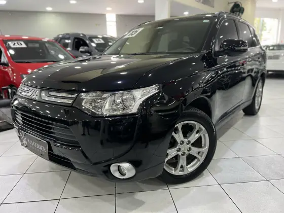 MITSUBISHI OUTLANDER 2015