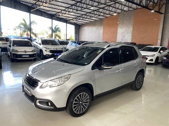 PEUGEOT 2008 2018