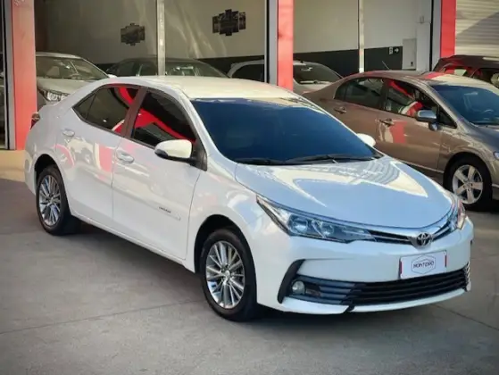 TOYOTA COROLLA 2018