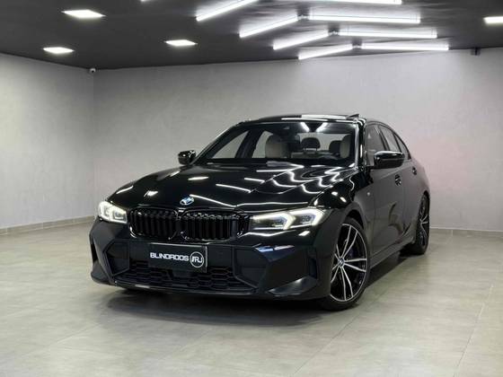 BMW 320i 2023