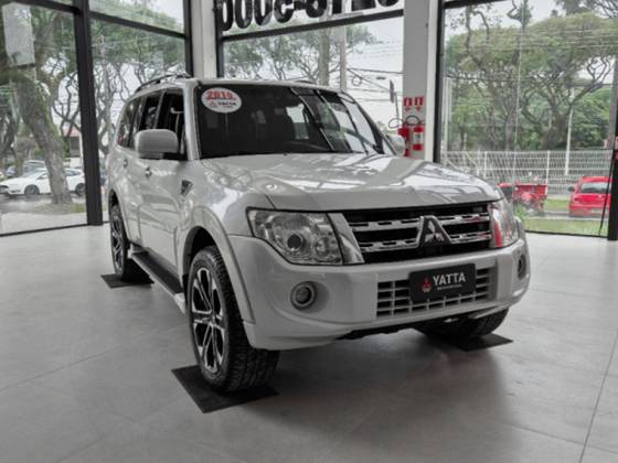 MITSUBISHI PAJERO FULL 2014