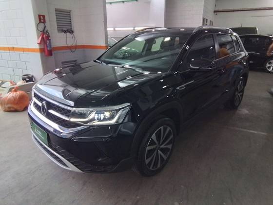 VOLKSWAGEN TAOS 2023