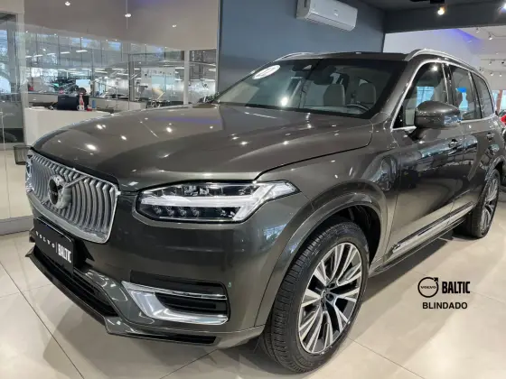 VOLVO XC90 2022