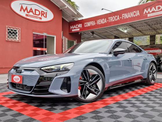 AUDI RS E-TRON GT 2022