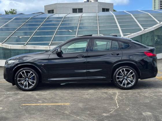 BMW X4 2023