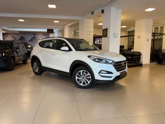 HYUNDAI TUCSON 2020