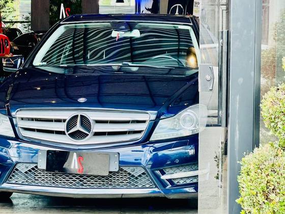 MERCEDES-BENZ C 180 2014
