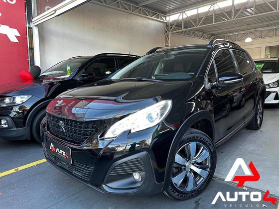 PEUGEOT 2008 2021